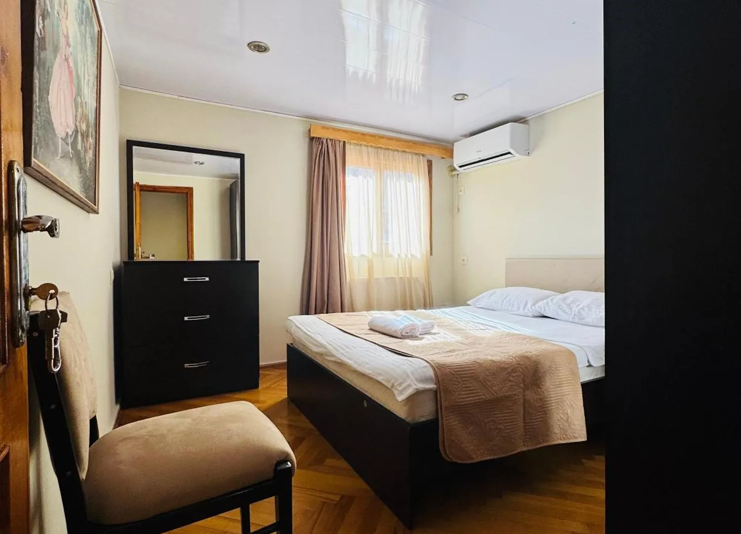 Spacious 5Br Private Home In Old Batumi